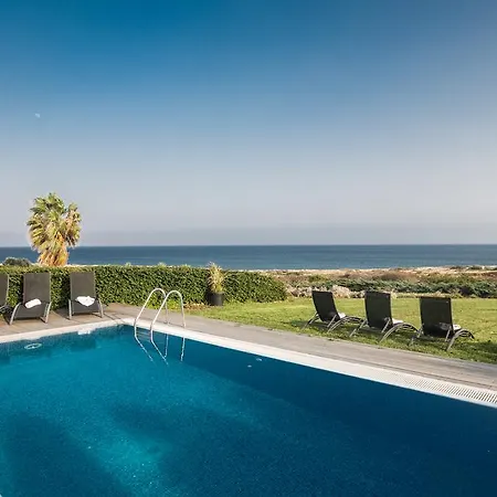 Leana Front Line * Protarász