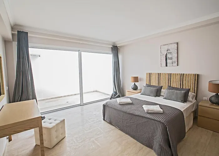 Leana Front Line Βίλα Πρωταράς