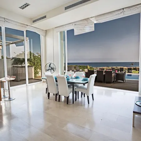 Leana Front Line Villa Protaras