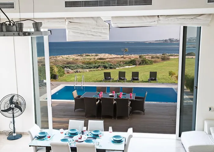 Leana Front Line 빌라